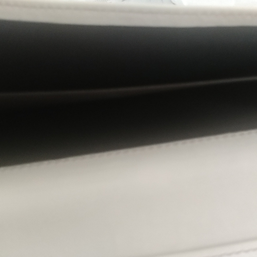 Long Rare Large Silver Button Snap Gucci Wallet - image 5